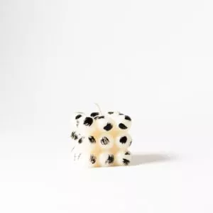 נר קובייה דלמטי